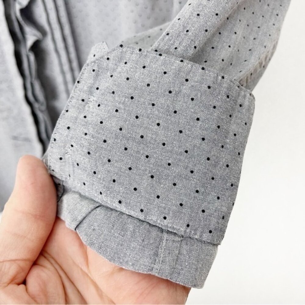 Womens‎ Tommy Hilfiger Grey Buttoned Blouse Ruffles Size Medium